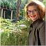 Profesora de inglés. Todas las edades. Experiencia laboral a nivel particular y en academia municipal de idiomas. Gran capacidad resolutiva y poniendo al alumnado en el centro de la atención