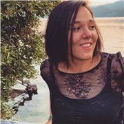 Insegnante di spagnolo. Laureata in filologia ispanica e con master in didattica dello spagnolo (entrambi conseguiti presso l’università Complutense di Madrid). Docente di scuola secondaria. Esperienza anche come docente universitario