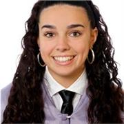 Profesora de primaria apta para todas las edades.