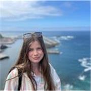 Profesora de apoyo escolar en Primaria y ESO de Matemáticas, Lengua, Inglés, Historia