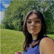 Insegnante di inglese e italiano. Offro anche servizio di aiuto compiti online