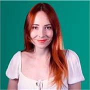 Profesora de secundaria imparte clases de repaso