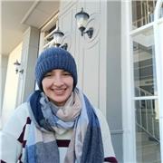 Economics tutor for university and high school students, offering clear and supportive online lessons.