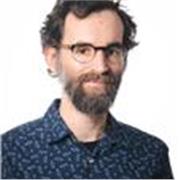 Je suis artiste plasticien et graveur et je propose un accompagnement technique et artistique.
