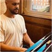 Te enseño piano y solfeo sin importar la edad que tengas. Clases de iniciación y grado medio