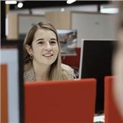 Doy clases particulares económicas de Inglés para niños/as desde preescolar hasta bachillerato. Me desplazo a domicilio. Poseo título y experiencia