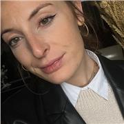 Laureata in lettere moderne, supplente, scrittrice e copywriter: impartisco/offro aiuti efficaci e chiari per chi ha bisogno di un confronto per la tesi/tesina/elaborato.
Comprensione del testo. Letteratura italiana. Comunicazione efficace. Aiuto organizz