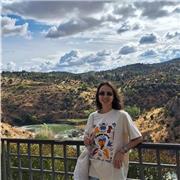 Graduada en Biología con un máster en Educación Ambiental y experiencia de un año en clases particulares.