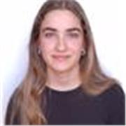 Profesora de inglés imparte clases a todas las edades :)