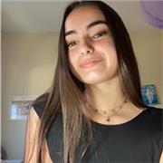 Soy una alumna de segundo de bachiller en un liceo francés y me encantaría poder ayudar a personas a aprender mu segunda lengua.