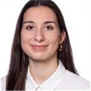 Profesora de inglés y matemáticas imparte clases de todas las materias de secundaria y bachiller