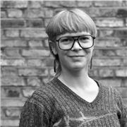 Passionate Politics tutor fostering critical thinking on interconnected global issues through interactive online lessons