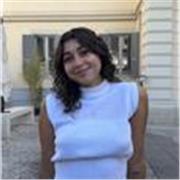 studentessa con b2 in inglese che studia in inglese e lo pratica ogni giorno do ripetizioni di inglese