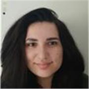 English tutor providing classes to beginners