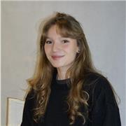 Étudiante en licence d'Histoire, donne cours d'histoire géographie, français, littérature et philosophie