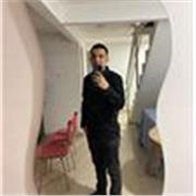 Estudiante de ingeniería multimedia enseña matemáticas básicas