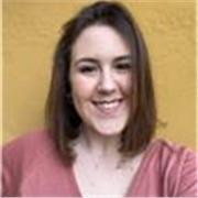 Graduada en Traducción e Interpretación (EN/FR) imparte clases de inglés y francés desde primaria a bachillerato