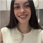 Profesora para niños de infantil, primaria, secundaria y también puedo ayudar con clases particulares de bachillerato humanístico.