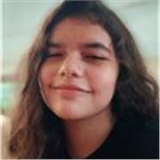 Estudiante de primero de bachillerato artístico, me dedico a enseñar a niños de primaria y parte de la ESO
