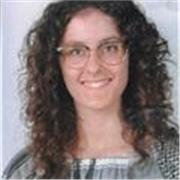 Sono una studentessa al 4^ anno di Chimica e Tecnologia farmaceutiche con una grande voglia di impartire la mia conoscenza agli altri,mettendo a disposizione il mio tempo libero post studio