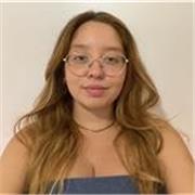 Profesora de inglés con título First (B2) dispuesta a ayudar a los niños con este idioma.