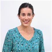 Profesora con titulación de Ingeniería Industrial con experiencia como profesora de Matemáticas, Química y Economía.