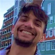 Profesor de música especializado en guitarra. 5 años de experiencia como profesor en escuelas y 15 en particular