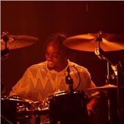 Débutant à la batterie ? Jouez vos premiers grooves dès le 1er cours (méthode claire & sans stress)