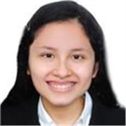 Profesora de inglés que imparte clases de matemáticas a estudiantes de colegio y preuniversitarios