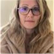 Formatrice paramédicale expérimentée, en ligne, pour viser la réussite.