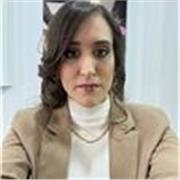 Profesora de ciencias, apta para todas las edades.