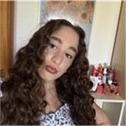 Diplomata all’istituto tecnico turistico e studentessa della facoltà di giurisprudenza