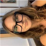 Estudiante con nivel C1 de inglés, ofrezco ayuda para mejorar gramática y la fluidez de las conversaciones.