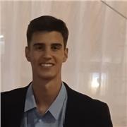 Profesor de repaso de matemáticas, biología y química; soy estudiante en la universidad, tengo el bachillerato y EVAU