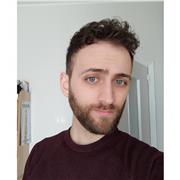 Laureando alla facoltà di biotecnologie e diplomato all'istituto tecnico biotecnologico