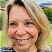 I am a mentor that gives one on one and group coaching addressing & matching development needs