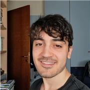 Sono uno studente di informatica che offre lezioni di matematica per studenti delle medie e delle superiori