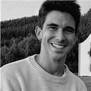 Estudiante de Máster Universitario, con español como lengua materna. Imparto clases de español en Barcelona para extranjeros