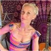 Chanteuse pro - 20+ annees d’enseignement
jazz, blues, country, pop