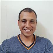 Psicologo, con experiencia en multiples áreas y empresas que busca enseñar temas de psicolgía a personas interesadas en potencias su desarrollo personal y laboral