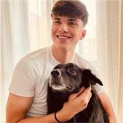 Offro ripetizioni per tutte le materie. Con me impari davvero, perché capisci come studiare, non solo cosa.