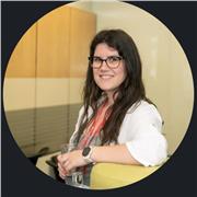 Native Italian speaker and multilingual mum with a Master's in Linguistics and Early Childhood Learning