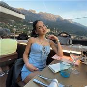 diplomata all’istituto tecnico di Castelletto di Brenzone, in amministrazione finanza e marketing. Offro ripetizione in Italiano