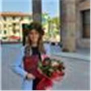 Dottoressa in Giurisprudenza (magistrale) impartisce lezioni di diritto a studenti del liceo (e non solo)