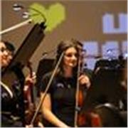 Profesora de violín ofrece clases para todas las edades y niveles