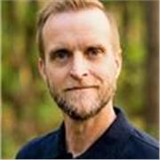 Personalized online English lessons for adults who want to speak confidently, expand vocabulary, and communicate naturally in work