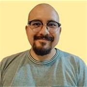 Me defino como una persona paciente, creativa y con muchas ganas de ayudar a otros a aprender. Me gusta hacer las clases dinámicas