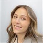 Bilingual English and German tutor with a degree in Business Management, offering engaging online lessons.