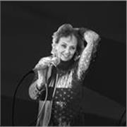 Maestra de canto método funcional y conocimientos musicales para todas las edades