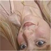 Psicóloga con gran pasión por el mundo anglosajón, me encantaría dar clases tanto a niños como adolescentes.